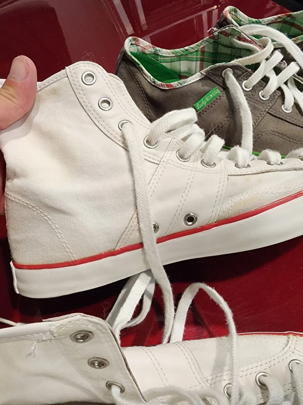 Converse 10